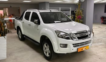 YETKİLİ BAYİDEN’ ŞİMDİ AL 3 AY SONRA ÖDE İSUZU D-MAX (2014) dolu