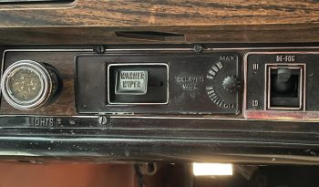YETKİLİ BAYİDEN’ CHEVROLET NOVA (1976) dolu