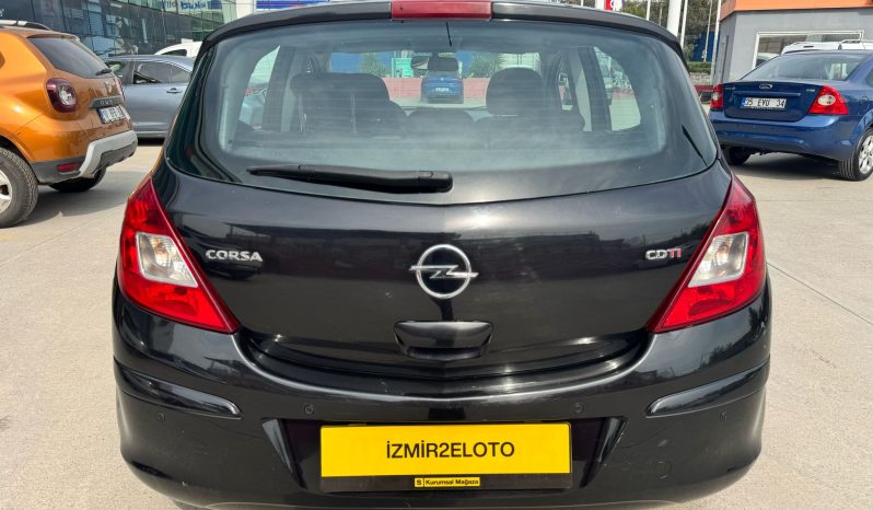YETKİLİ BAYİDEN ‘ OPEL CORSA (2010) dolu