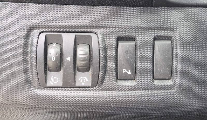 YETKİLİ BAYİDEN’ ŞİMDİ AL 3 AY SONRA ÖDE RENAULT CLİO (2013) dolu