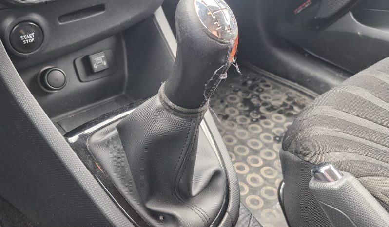 YETKİLİ BAYİDEN’ ŞİMDİ AL 3 AY SONRA ÖDE RENAULT CLİO (2013) dolu