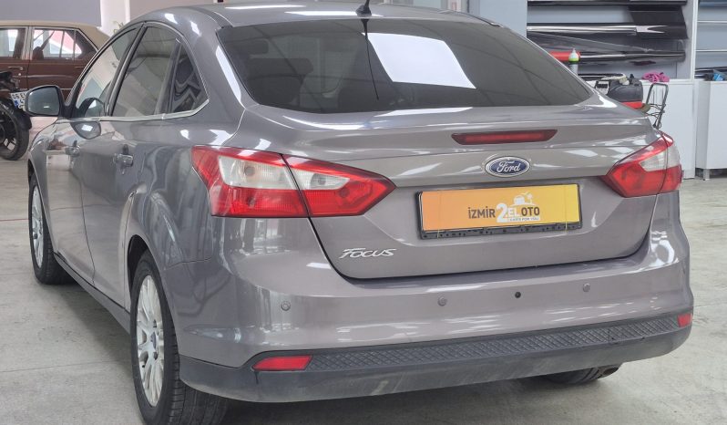 YETKİLİ BAYİDEN’ ŞİMDİ AL 3 AY SONRA ÖDE FORD FOCUS (2012) dolu