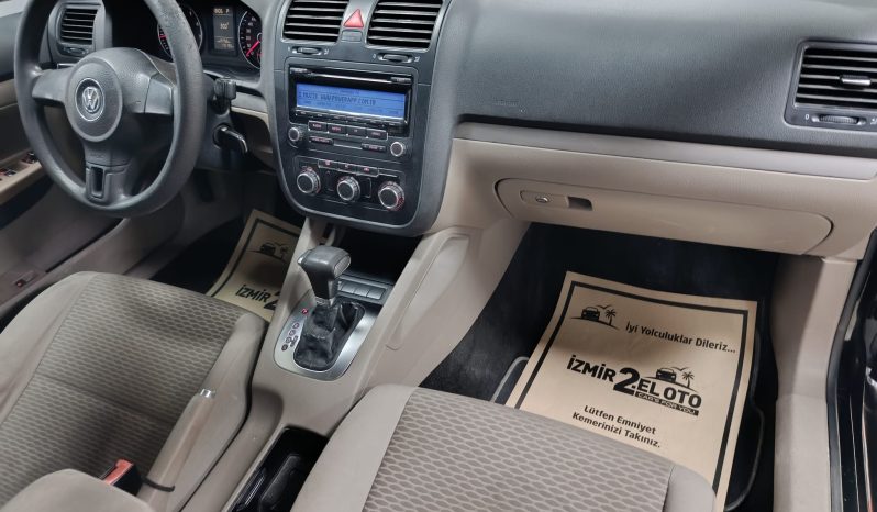 YETKİLİ BAYİDEN’ ŞİMDİ AL 3 AY SONRA ÖDE VW JETTA (2011) dolu