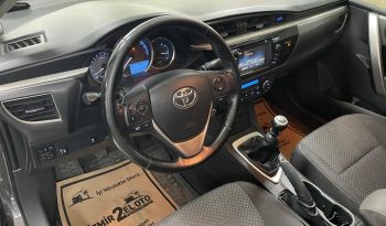 YETKİLİ BAYİDEN’ ŞİMDİ AL 3 AY SONRA ÖDE TOYOTA COROLLA (2015) dolu
