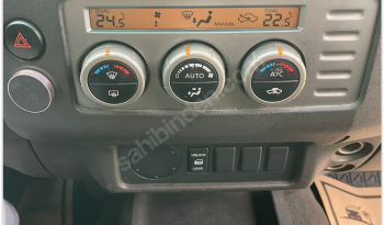 YETKİLİ BAYİDEN’ NİSSAN NAVARA 4×2 SE A/T (2007) dolu