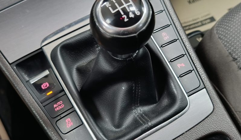 YETKİLİ BAYİDEN’ ŞİMDİ AL 3 AY SONRA ÖDE VW PASSAT VARİANT (2012) dolu