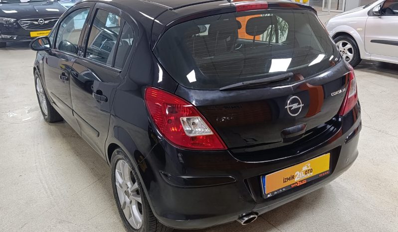 YETKİLİ BAYİDEN’ OPEL CORSA 1.4 SPORT (2007) dolu