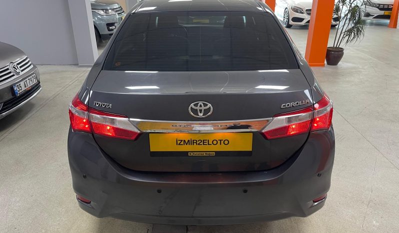 YETKİLİ BAYİDEN’ ŞİMDİ AL 3 AY SONRA ÖDE TOYOTA COROLLA (2015) dolu